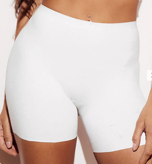 Raw-Edge Laser Cut Seamless Panty Short